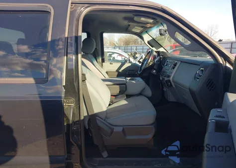 2015 Ford F-250 Xlt из США, поврежденный, VIN 1FT7W2A62FEC86568